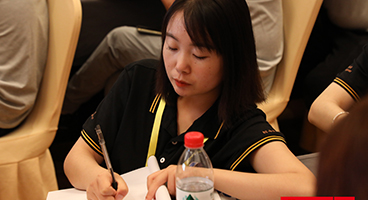 �����Lʽ�I�������B(y��ng)�ދ룬���̾�ʽ�I���������x�܂��w���ɾ͈F� ����λ���Ќӣ�������ýM��������