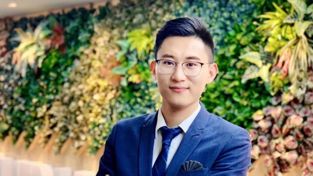 ����˹ | �߱�����6����أ�׷���Լ��Ľ^�����L��