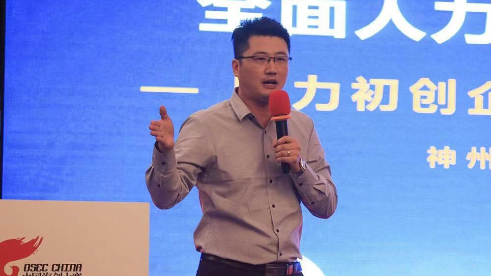 ����ף�R����Ӣ�ſ����y��Ƹ���Ї����w���I��ِ��Ƹ����