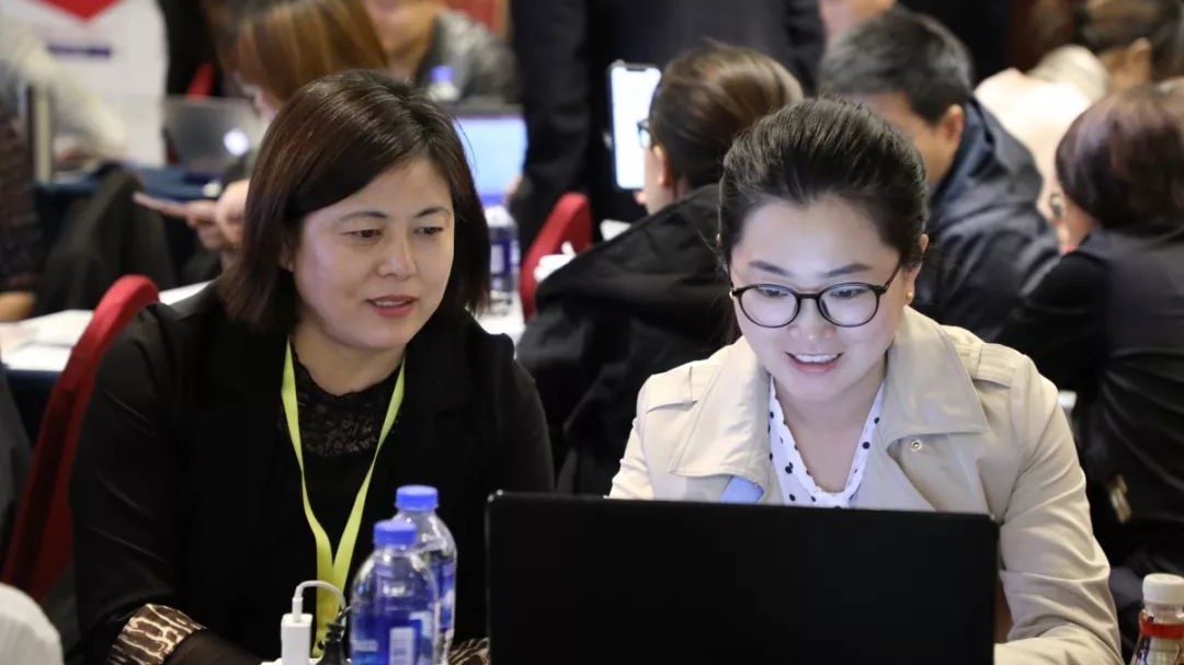 ��ü�������˲ŵġ��M��ȭ��������Ӣ�š��ə༤��ա���Ļ