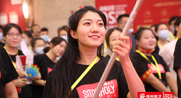 ����Ӣ�š��x�ܽM��������ϵ�y�����_�n���չ�