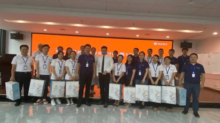 ����Ӣ�Ŕy����΢���F�_չ�x�܈�������Ӗ