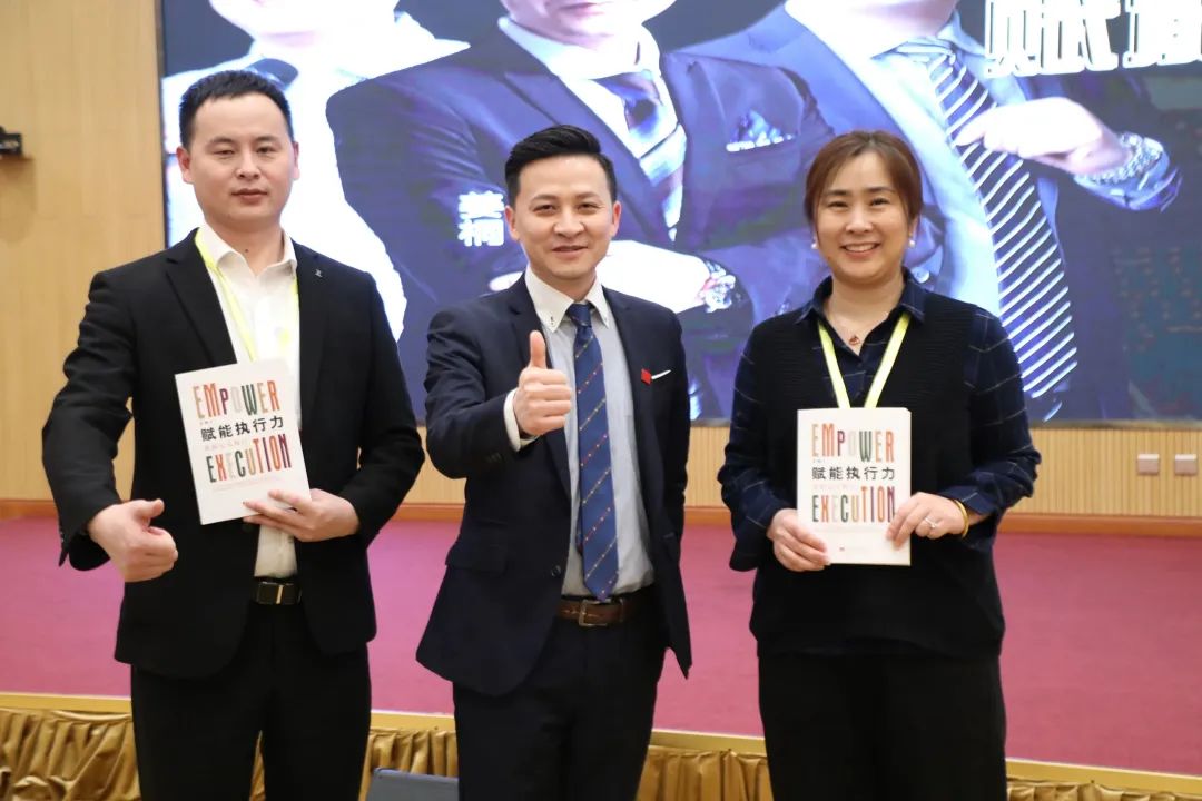 ���ĳ��l(f��)����ꖶ��� | ����Ӣ���_�꡶�x�ܽM����(zh��)����ϵ�y(t��ng)���A������(ch��ng)�A�M�Y(ji��)��