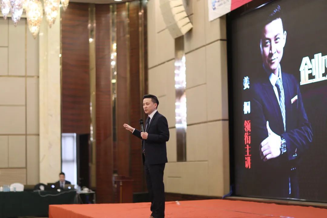 �L��o�������ݶ� | ����Ӣ������^���^�e�k����I�Ļ��������ϵ�y��3.0�湫�_�n