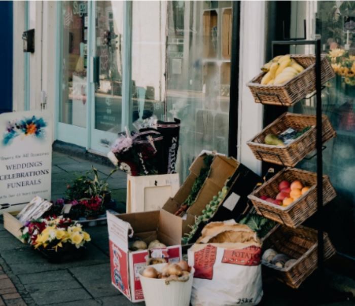 �����T��������������������M������ 